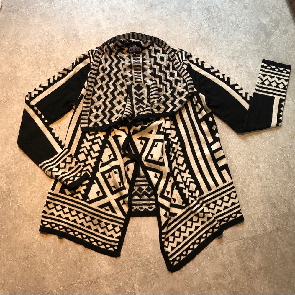Black & White sweater